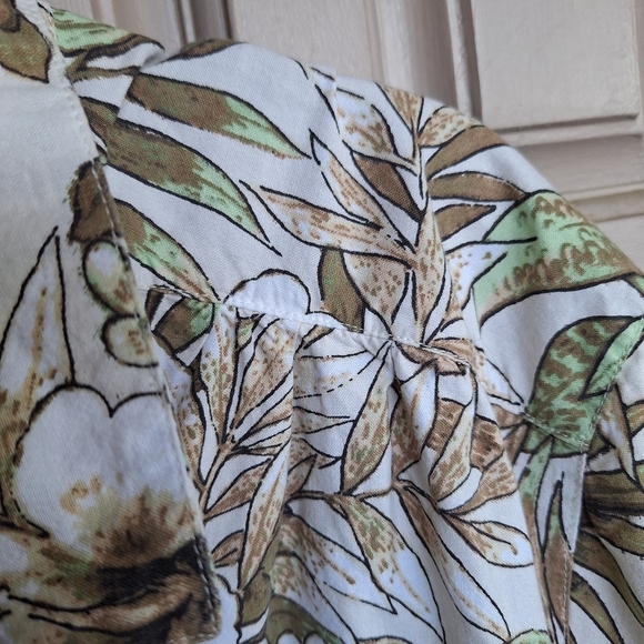 Cathy Essentials Woman Hawaiian Shirt Plus Sz1X Cotton Neutral Colors Comfy Cozy - Picture 4 of 10